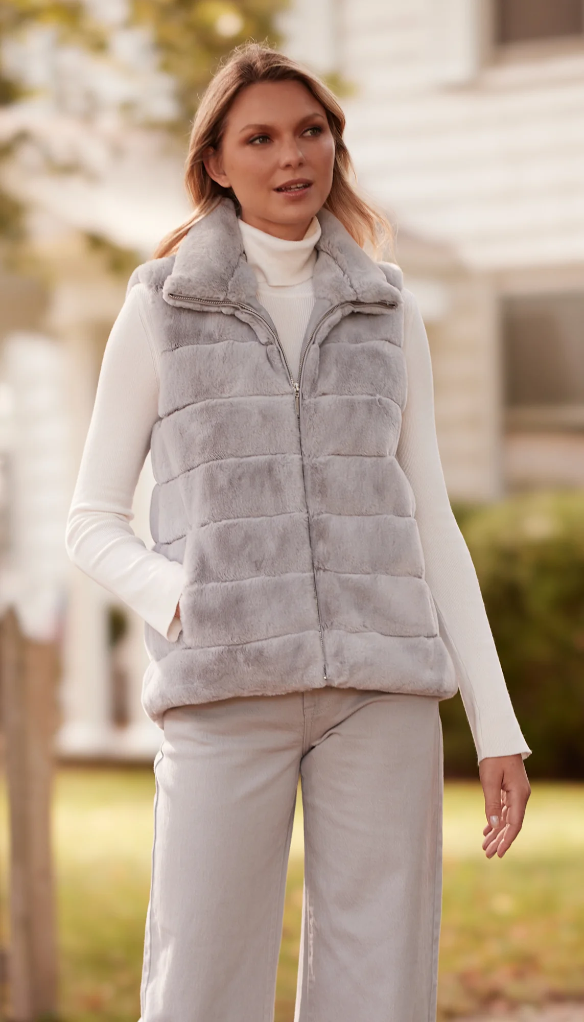 FAUX FUR VEST - Image 2