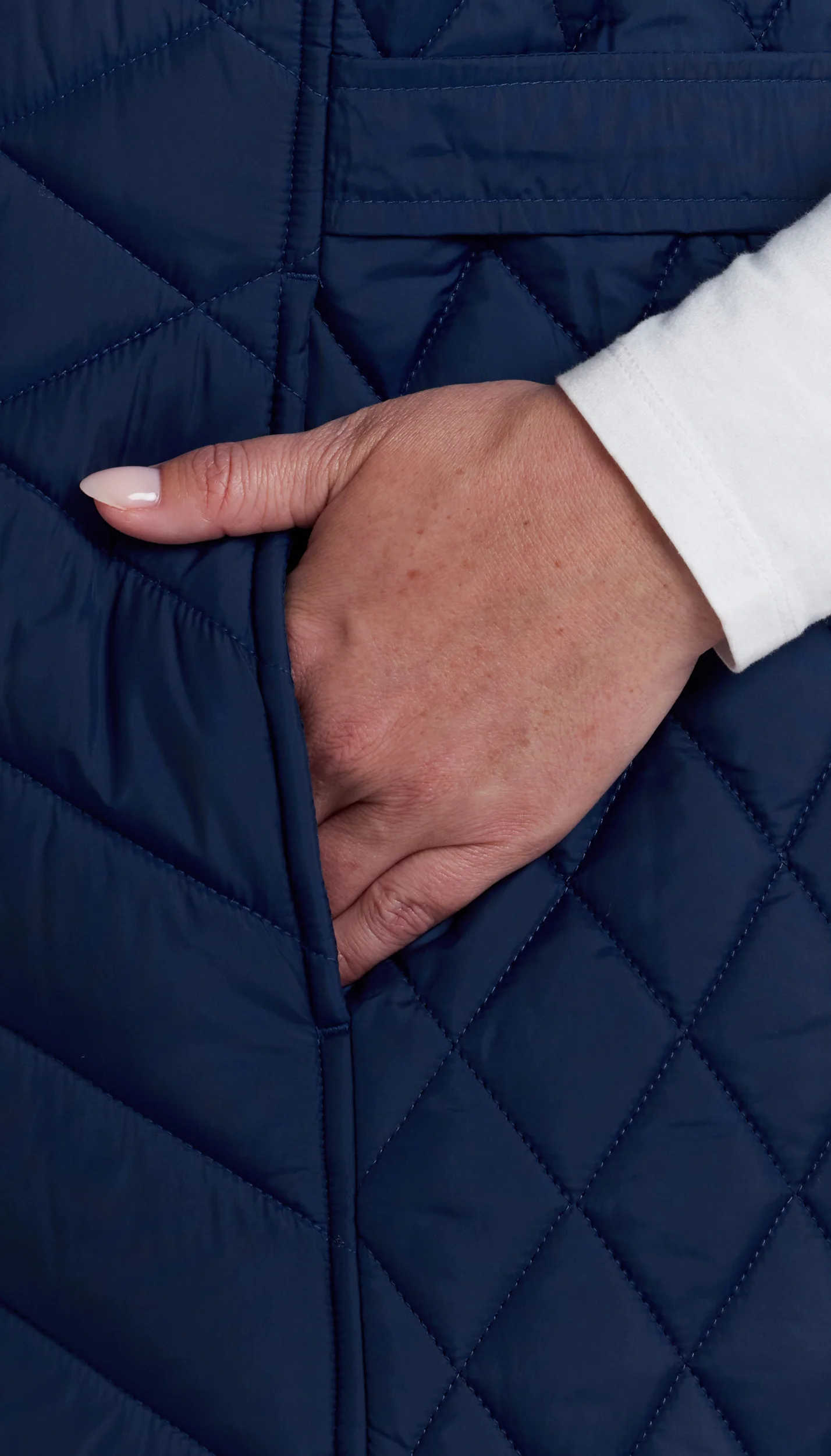 MIXED QUILTED LONGLINE VEST - Image 71