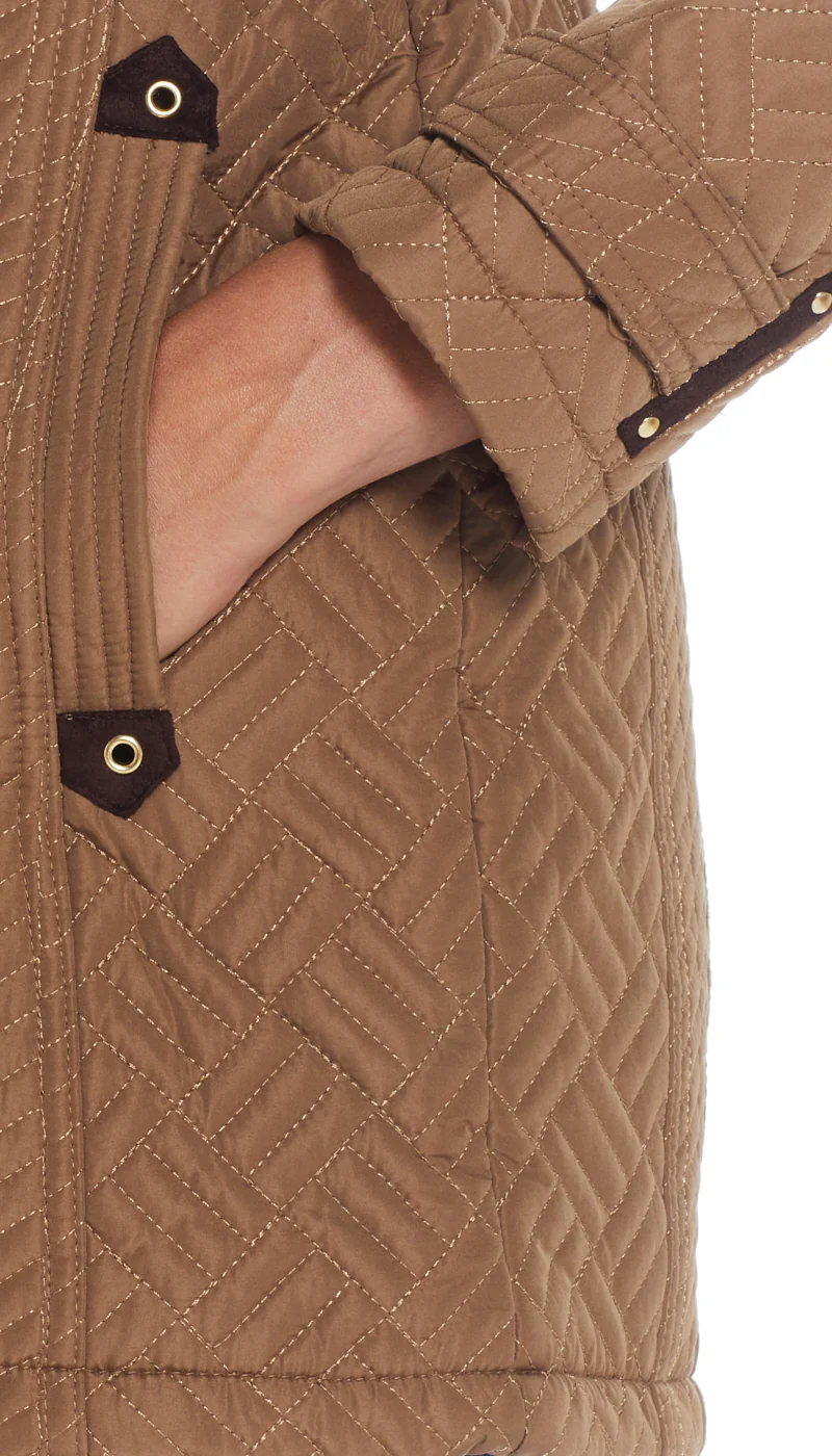 QUILTED HOODED WALKER - Image 17