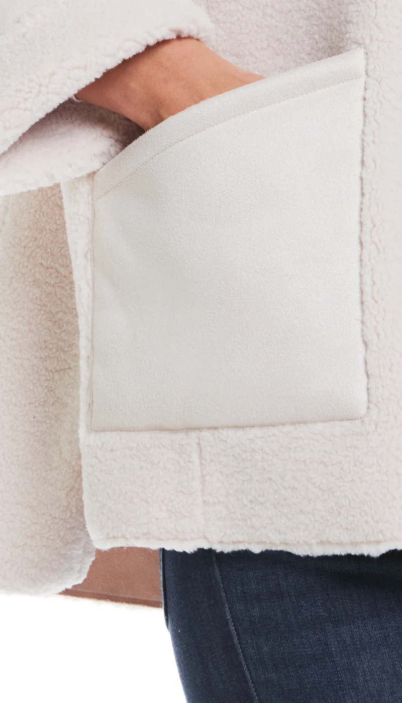 REVERSIBLE FAUX SHEARLING - Image 9